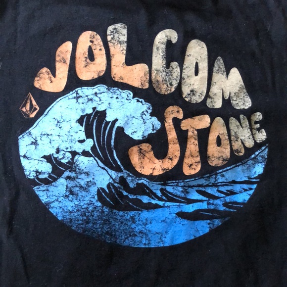 Volcom Stone size M. Black tee shirt with white trim. - Picture 3 of 5